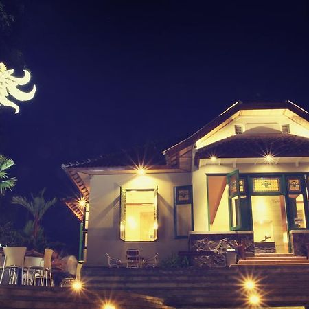 Tetirah Boutique Hotel Салатіга Екстер'єр фото